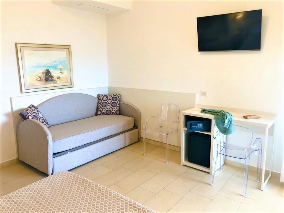 Hotel Villa Eleonora Scauri  Luaran gambar
