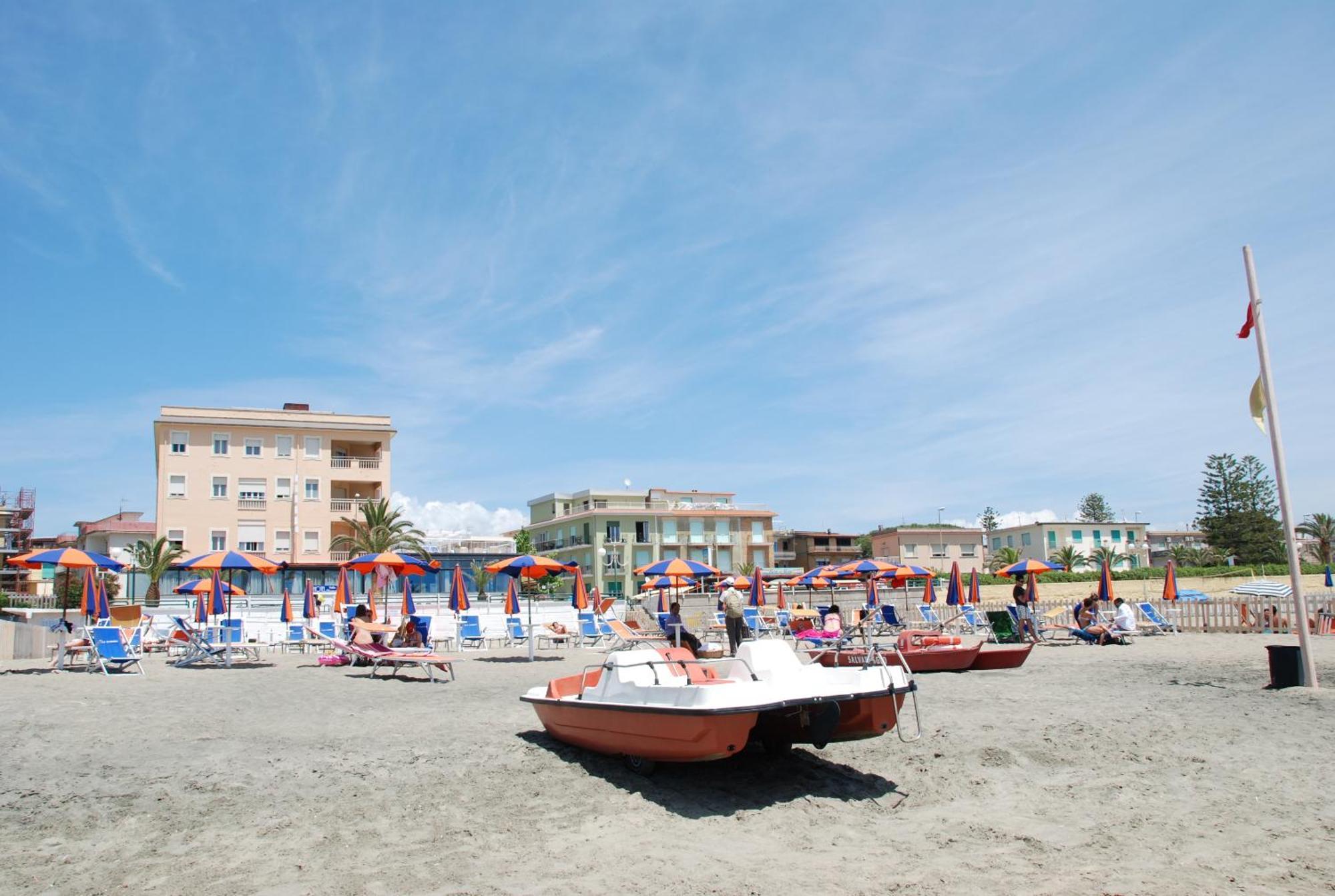 Hotel Villa Eleonora Scauri  Luaran gambar