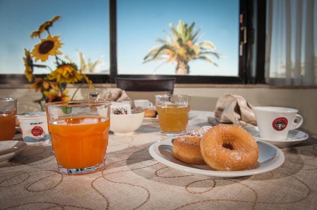 Hotel Villa Eleonora Scauri  Luaran gambar