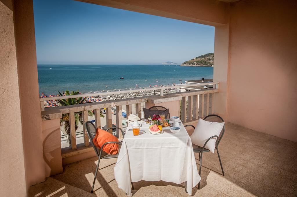 Hotel Villa Eleonora Scauri  Luaran gambar
