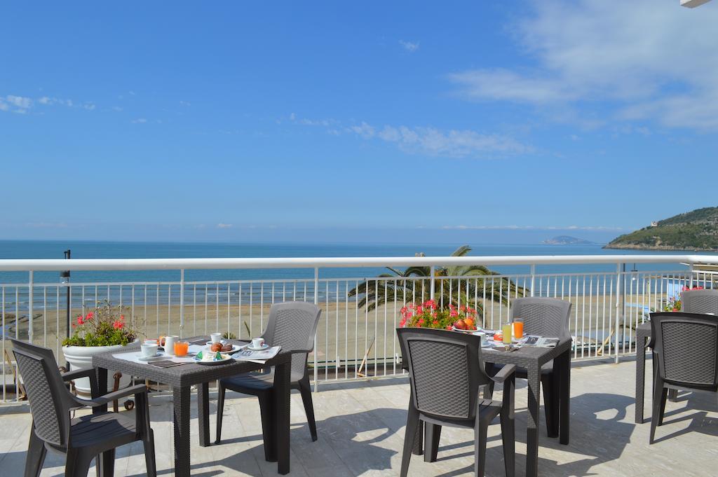 Hotel Villa Eleonora Scauri  Luaran gambar