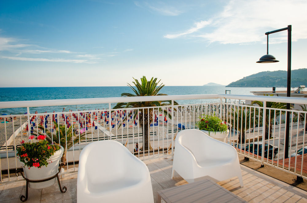 Hotel Villa Eleonora Scauri  Luaran gambar