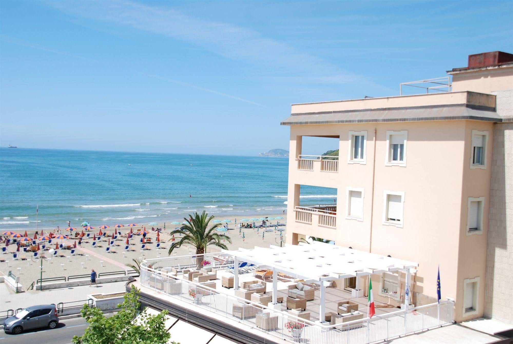 Hotel Villa Eleonora Scauri  Luaran gambar