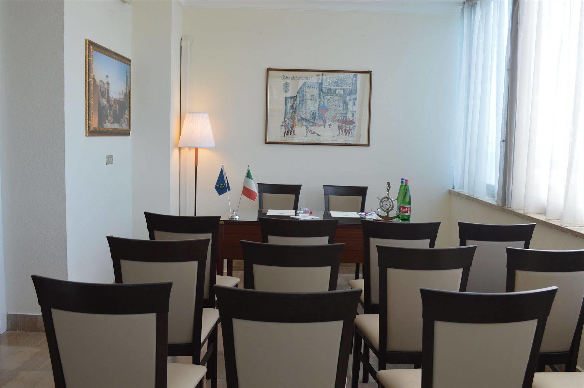 Hotel Villa Eleonora Scauri  Luaran gambar